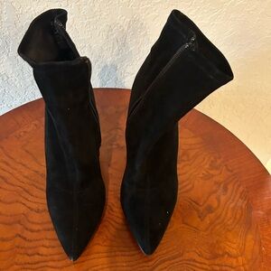 ❤️ Steve Madden Black Ankle Booties